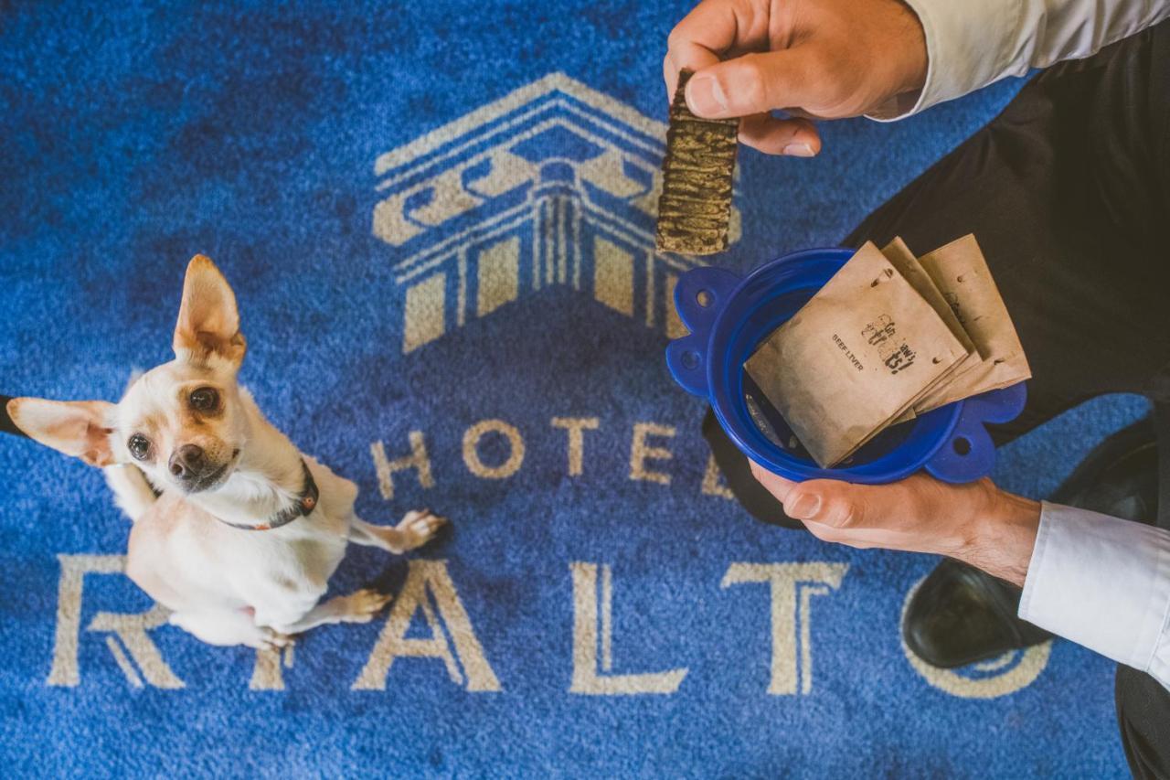 Hotel Rialto Victoria Exteriör bild